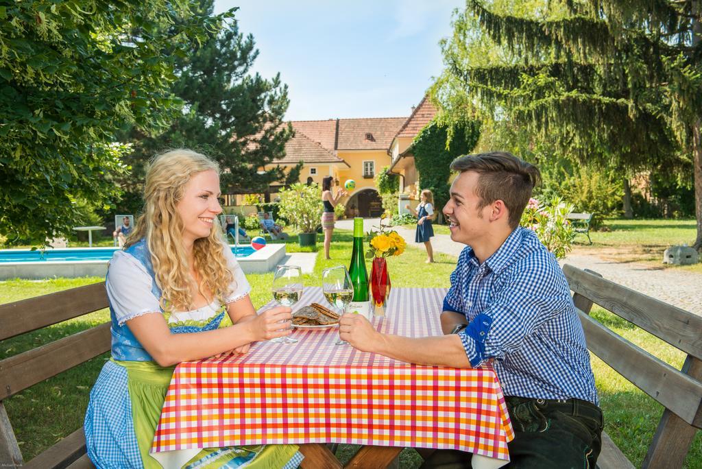 شقة Winzerhof Familie Bogner Rohrendorf bei Krems المظهر الخارجي الصورة